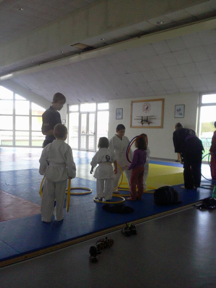 Cours enfants d'arts martiaux à soufflenheim en alsace (67)